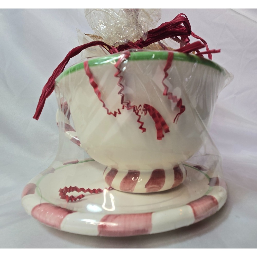 Christmas Candy Cane Jumbo Coffee Mug 6" D 4" H and Saucer 8" D New Sealed - Picture 3 of 15